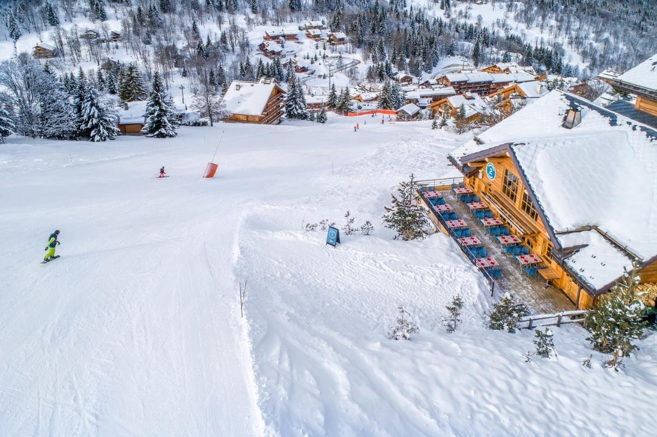 Hôtel l'Hélios Méribel Esterno foto