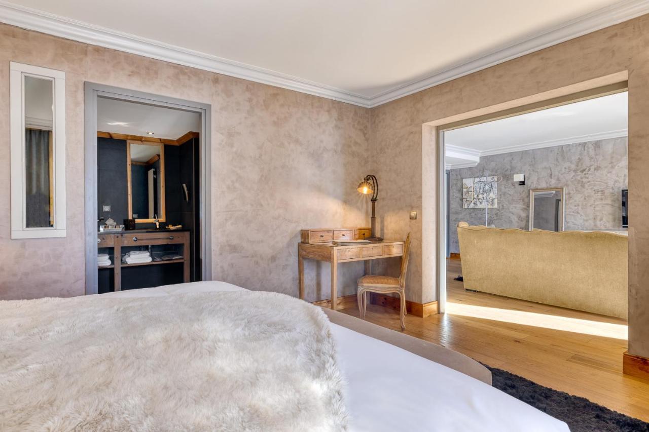 Hôtel l'Hélios Méribel Esterno foto